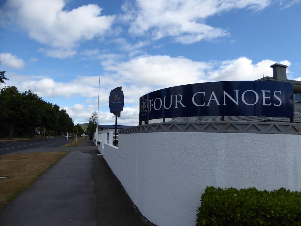 Four Canoes Hotel Rotorua Exterior foto